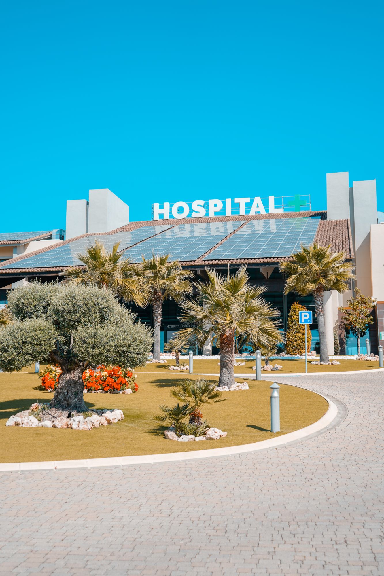 Hospital Centro de Andalucía main entrance